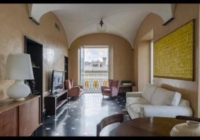 ALTIDO Exclusive Flat for 6 near Cathedral of Genoa Genova